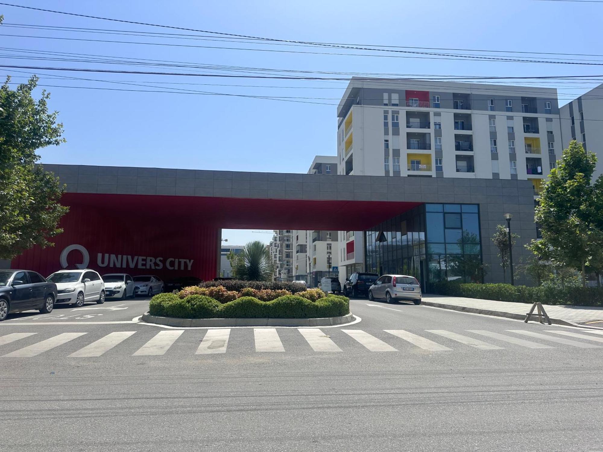 Bratti'S Apartment Near Tirana Center And Mother Teresa Airport Bagian luar foto