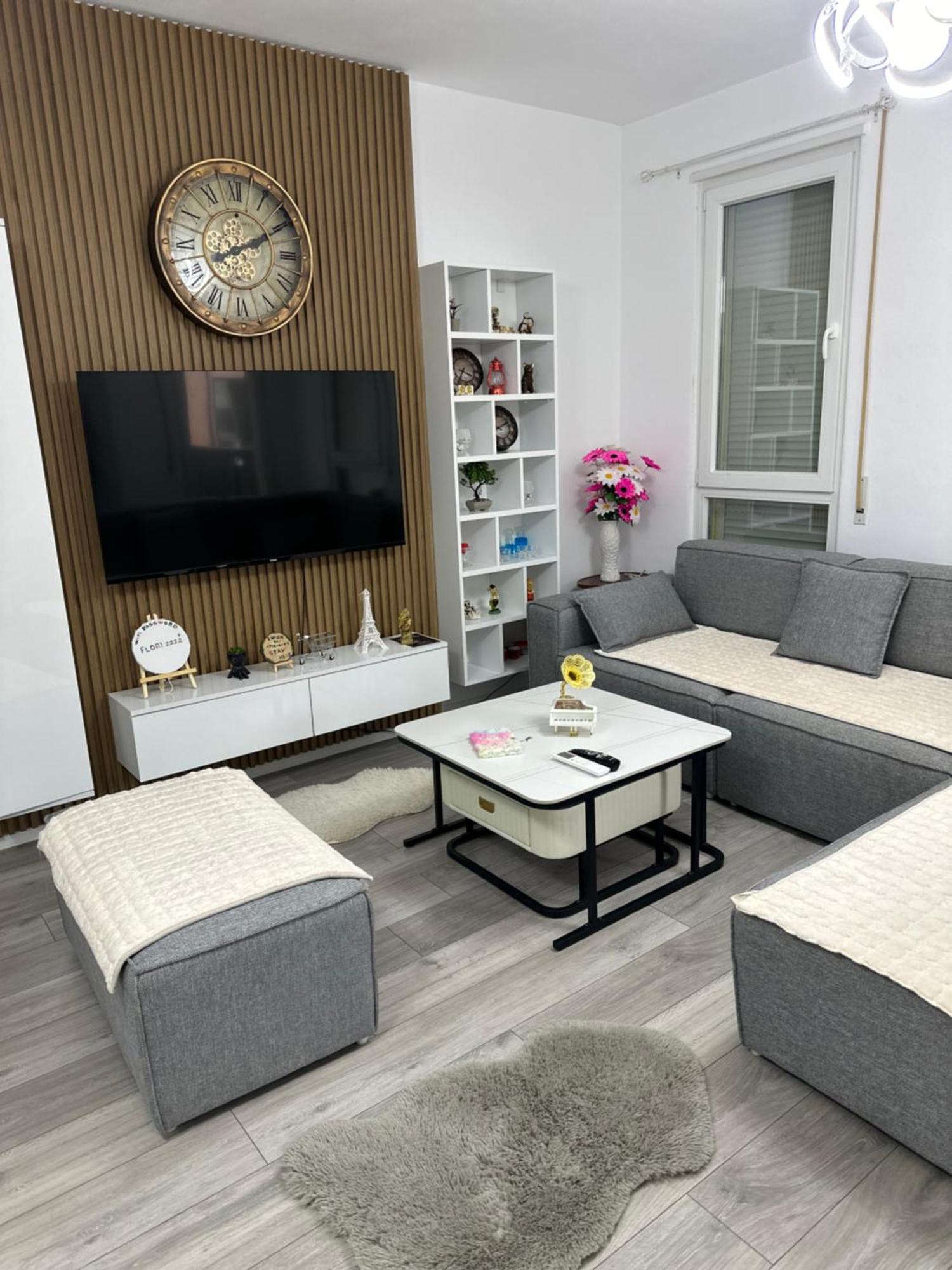 Bratti'S Apartment Near Tirana Center And Mother Teresa Airport Bagian luar foto